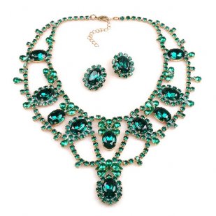 Fragrance Set Forest Green ~ Necklace and Earrings