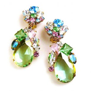 Fountain Clips-on Earrings ~ Pastel Tones with Green