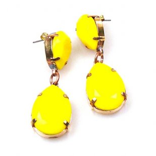 Raindrops Earrings Pierced ~ Opaque Yellow
