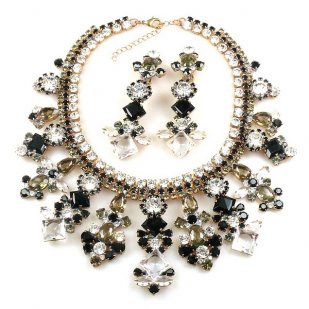 Spice Market Necklace Set ~ Clear Crystal with Black
