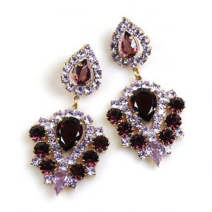 Lioness Pierced Earrings ~ Purple Violet