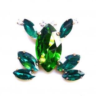 Little Frog Pin / Pendant / Button ~ Green*