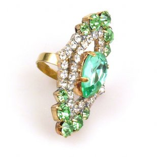 Pompe Ring ~ Crystal with Green Pear