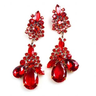 Parisienne Bloom Earrings Pierced ~ Red Tones